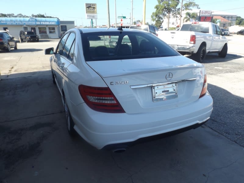 Mercedes-Benz C-Class 2013 price $13,990