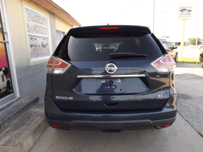 Nissan Rogue 2015 price $11,990