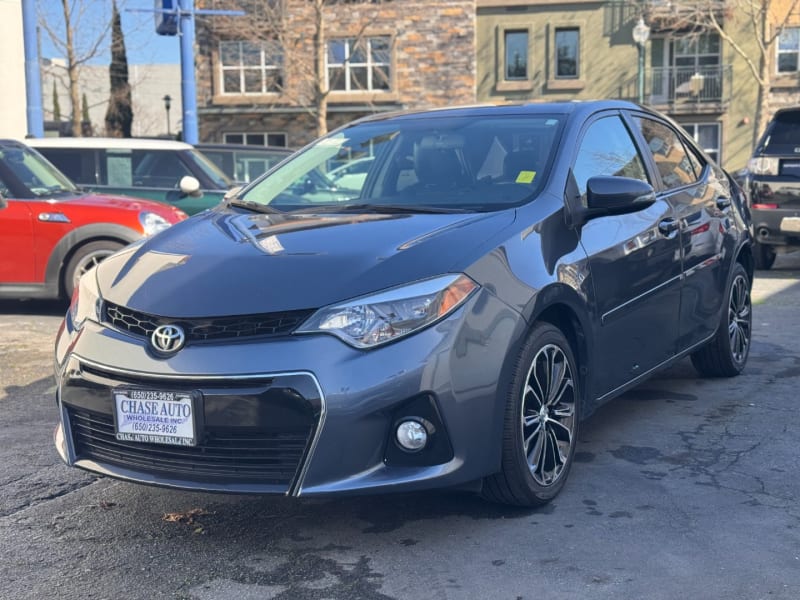 Toyota Corolla 2014 price $11,975