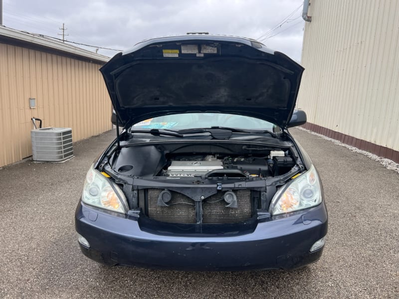 Lexus RX 330 2004 price $4,800