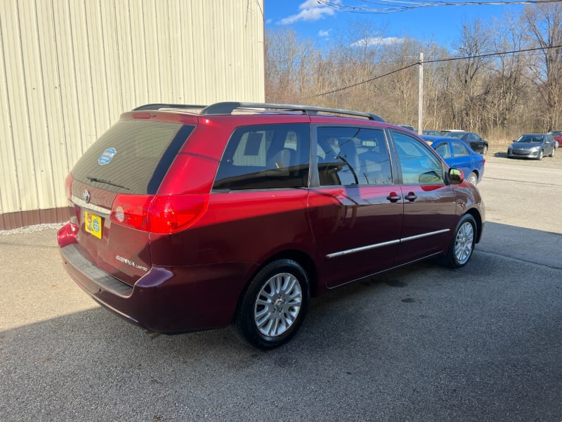 Toyota Sienna 2008 price $6,500