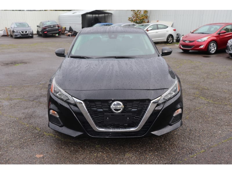 Nissan Altima 2021 price $14,995