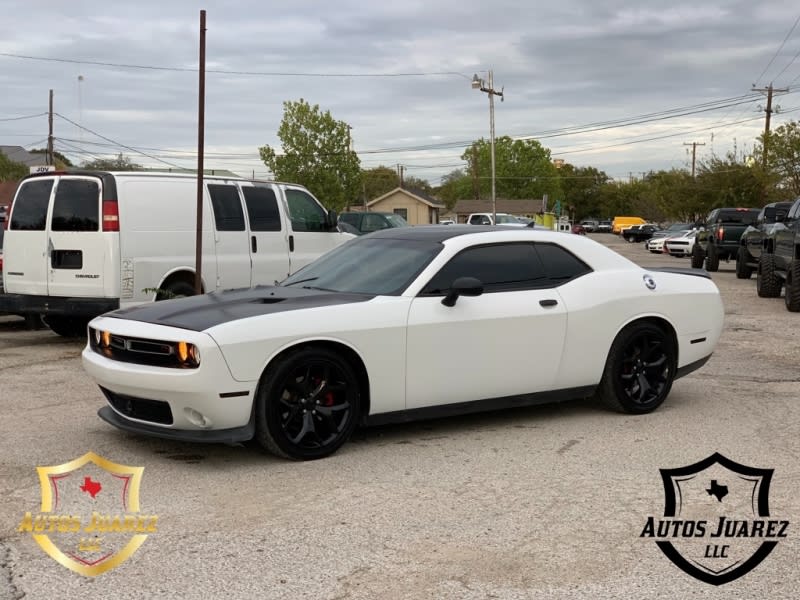 DODGE CHALLENGER 2015 price $16,000 Cash