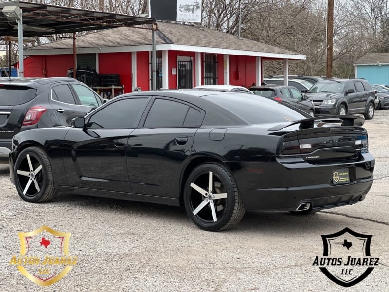 DODGE CHARGER 2014 price $8,000 Cash