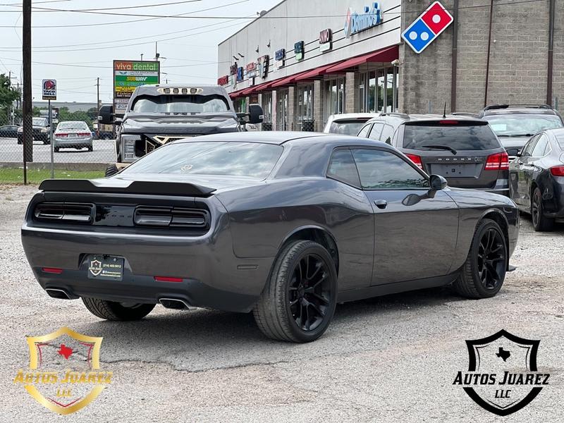 DODGE CHALLENGER 2016 price $22,500 Cash