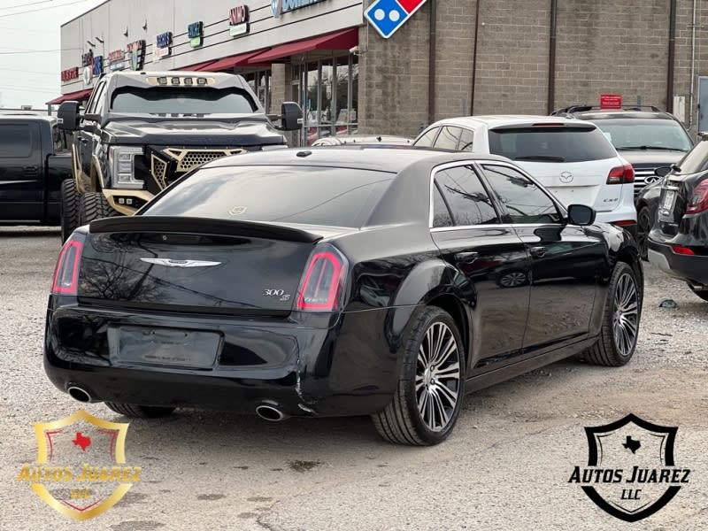 CHRYSLER 300 2013 price $8,000