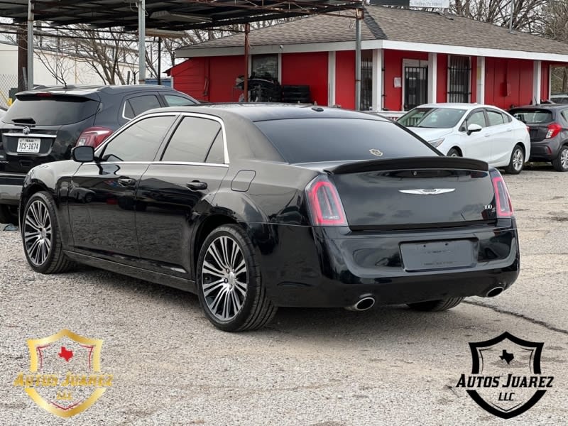 CHRYSLER 300 2013 price $8,000