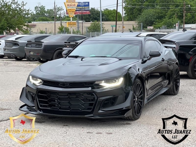 CHEVROLET CAMARO 2018 price $33,000 Cash