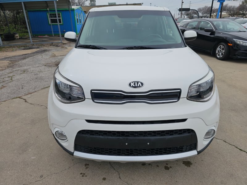 Kia Soul 2017 price $10,998