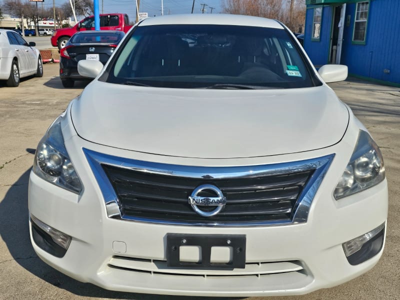 Nissan Altima 2015 price $6,488