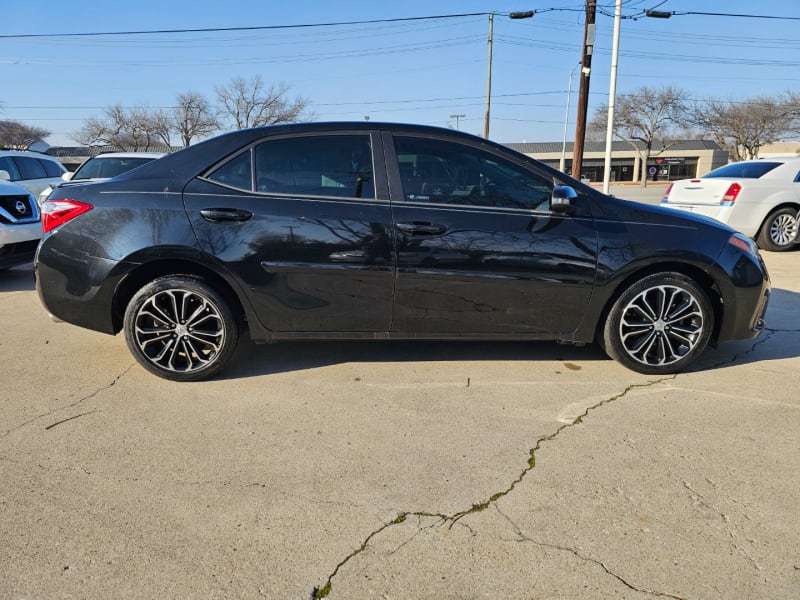 Toyota Corolla 2016 price $12,988