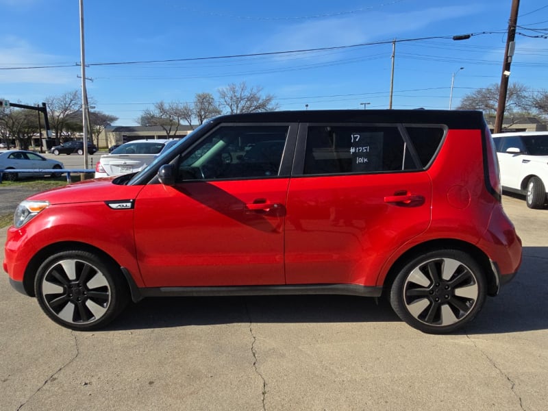 Kia Soul 2017 price $8,198