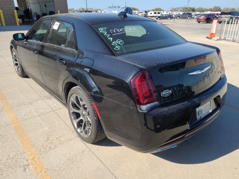 Chrysler 300 2018 price $20,480