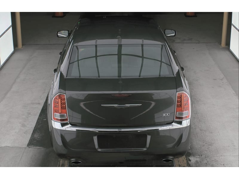 Chrysler 300 2013 price $13,950