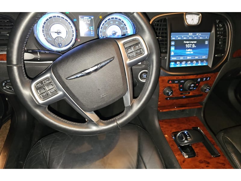 Chrysler 300 2013 price $13,950