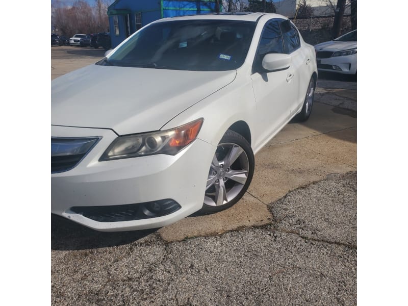 Acura ILX 2013 price $9,888