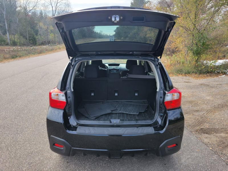 Subaru Crosstrek 2017 price $12,999