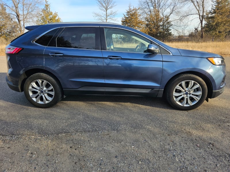 Ford Edge 2019 price $15,495