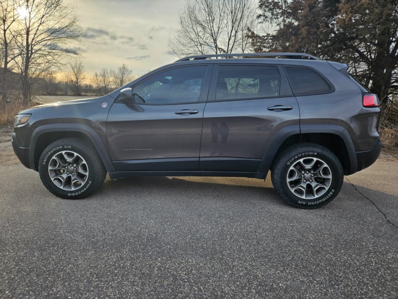 Jeep Cherokee 2020 price $17,495