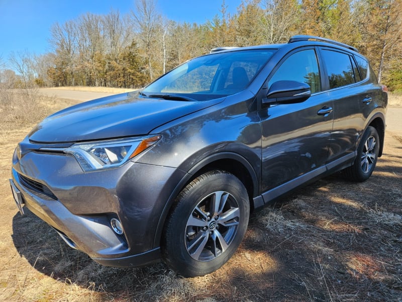 Toyota RAV4 2017 price $16,499