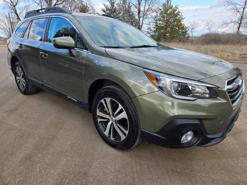 Subaru Outback 2019 price $17,995