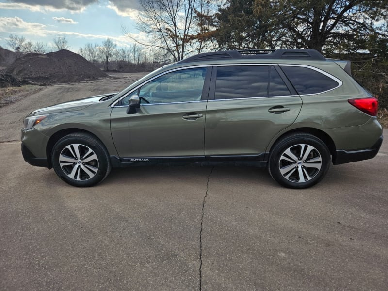 Subaru Outback 2019 price $17,995