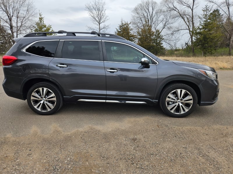 Subaru Ascent 2022 price $28,955