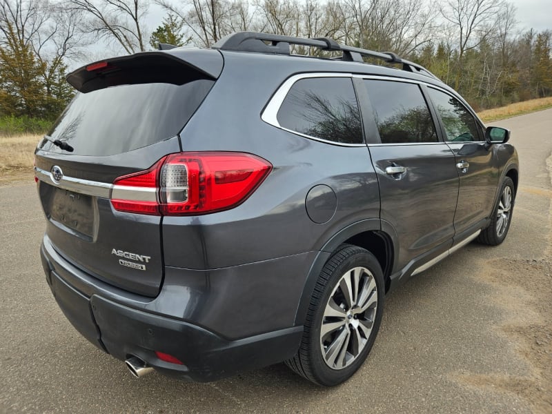 Subaru Ascent 2022 price $28,955