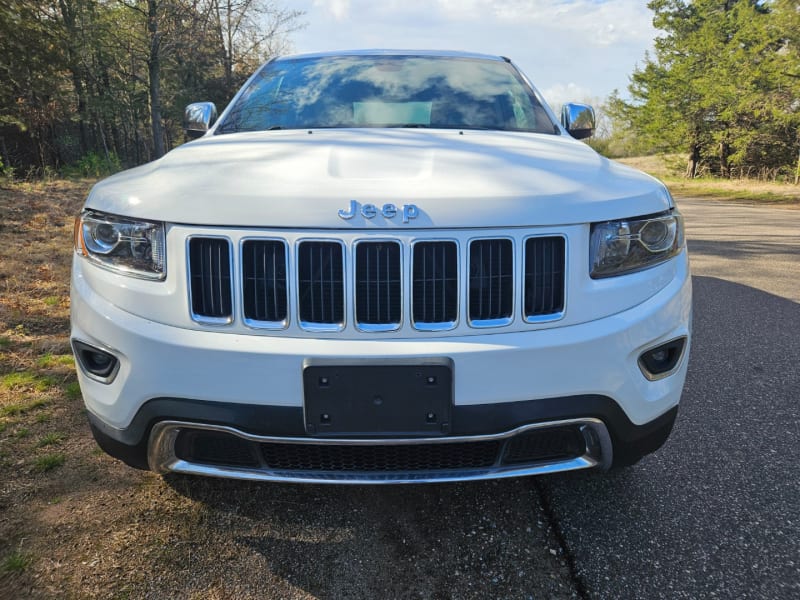 Jeep Grand Cherokee 2015 price $15,495