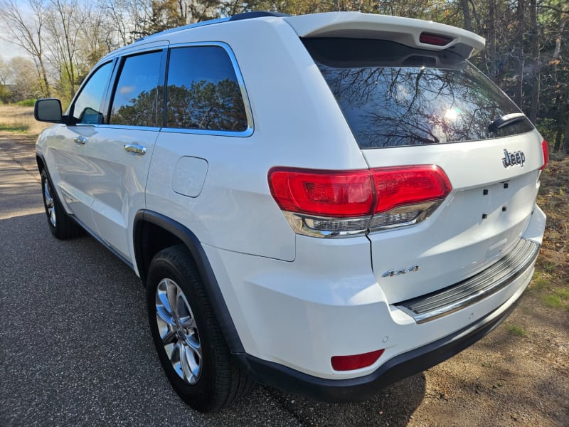 Jeep Grand Cherokee 2015 price $15,495