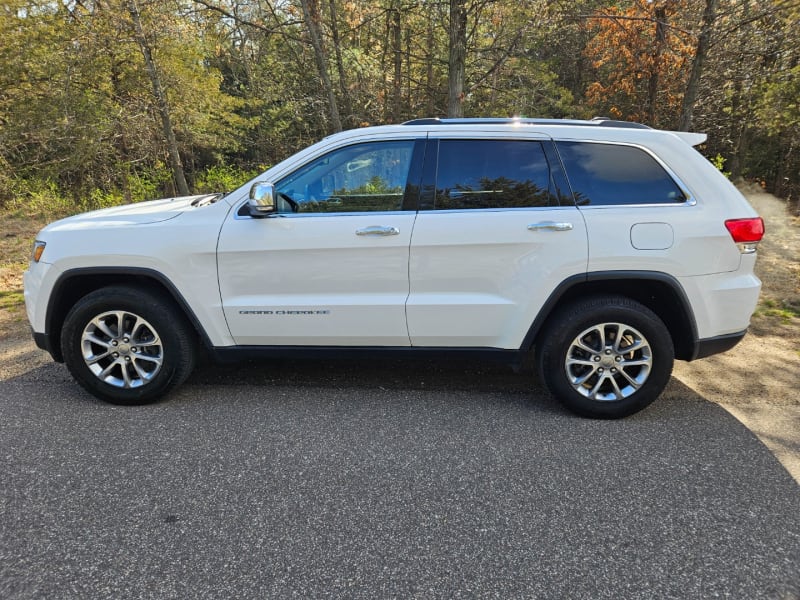 Jeep Grand Cherokee 2015 price $15,495