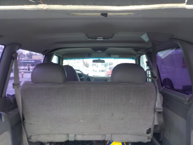 GMC Safari Passenger 2000 price $5,898