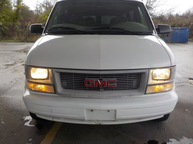 GMC Safari Passenger 2000 price $5,898