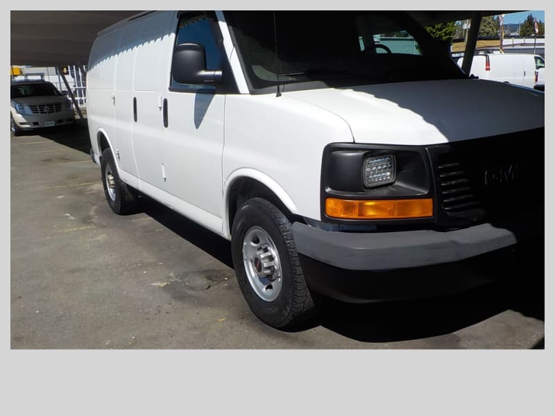 GMC Savana Cargo Van 2013 price $12,898