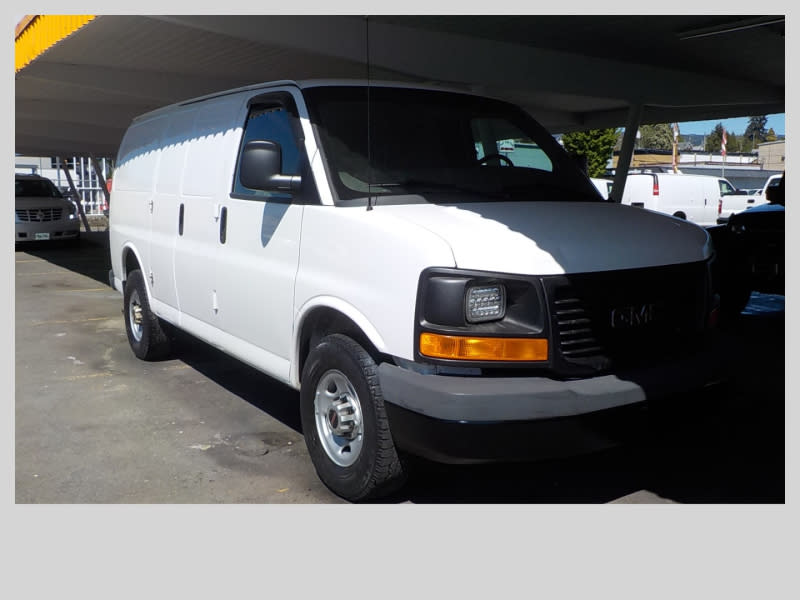 GMC Savana Cargo Van 2013 price $12,898