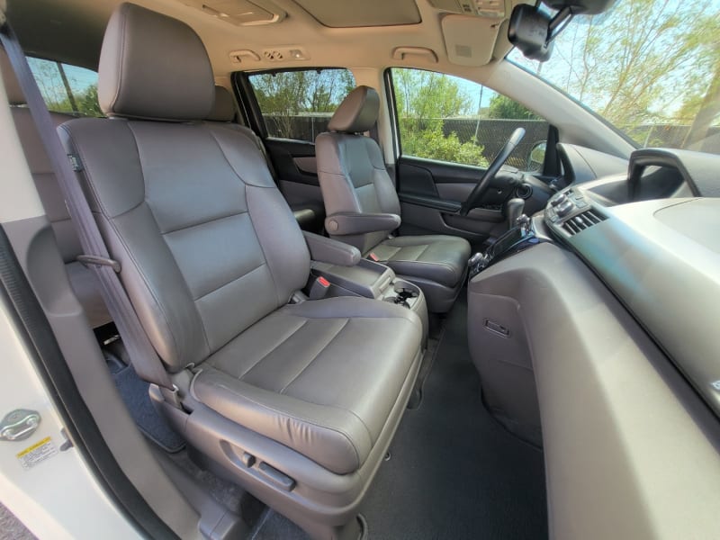 Honda Odyssey 2014 price $19,699