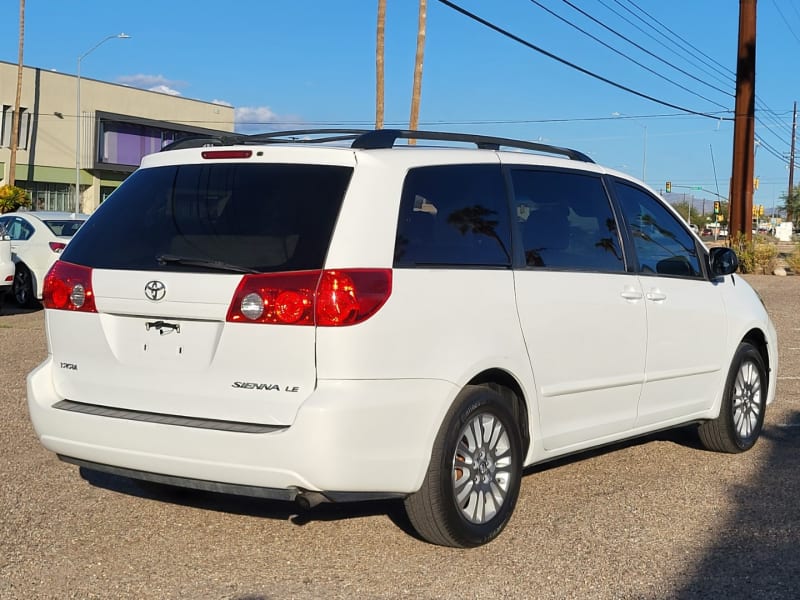 Toyota Sienna 2010 price $11,999