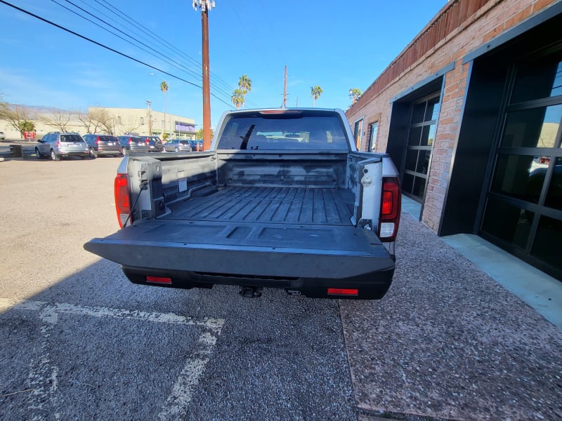 Honda Ridgeline 2017 price $17,899