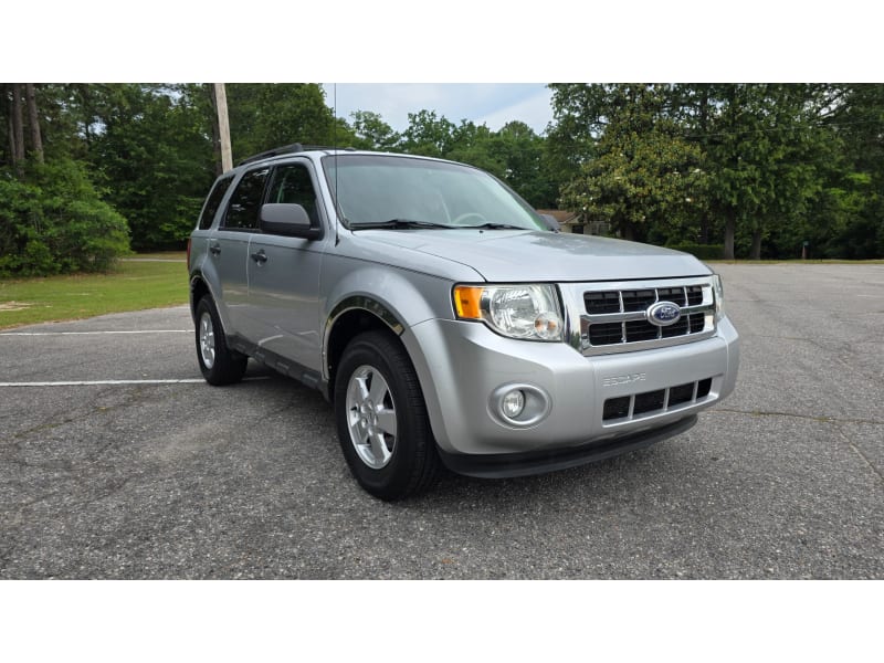 Ford Escape 2011 price $7,500