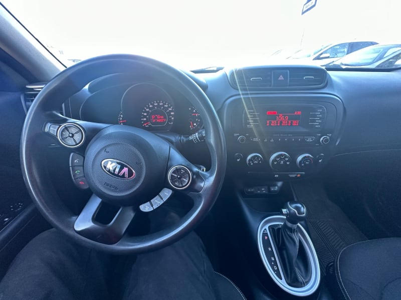 Kia Soul 2015 price $9,995