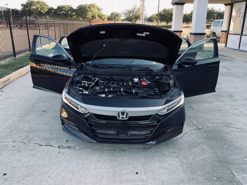 Honda Accord Sedan 2018 price $18,500