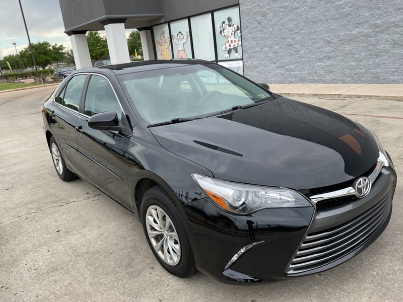 Toyota Camry 2015 price $10,500