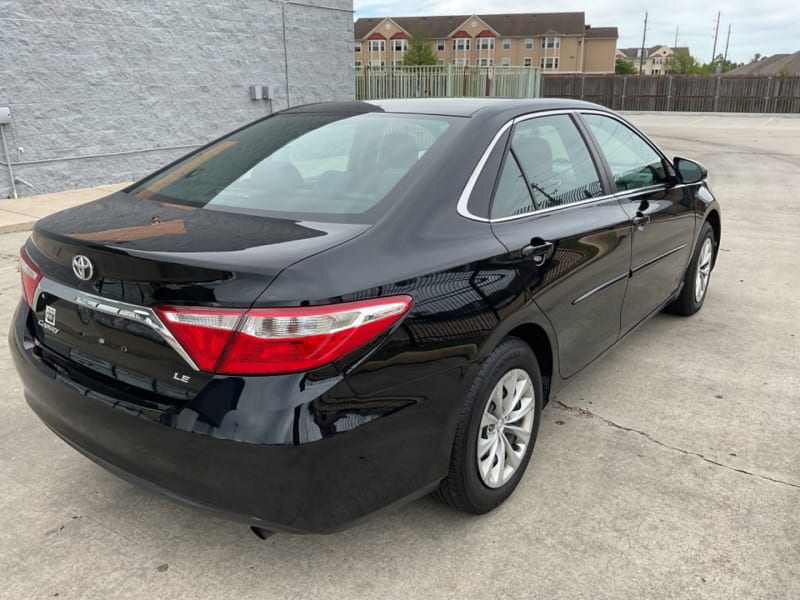 Toyota Camry 2015 price $10,500