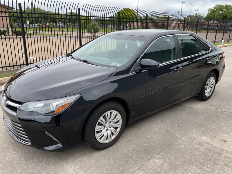 Toyota Camry 2015 price $10,500