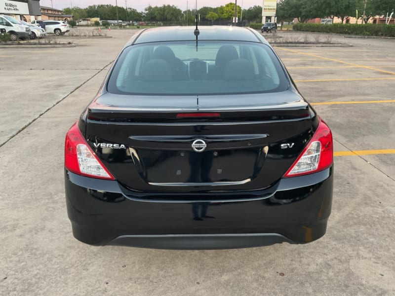 Nissan Versa Sedan 2017 price $7,870