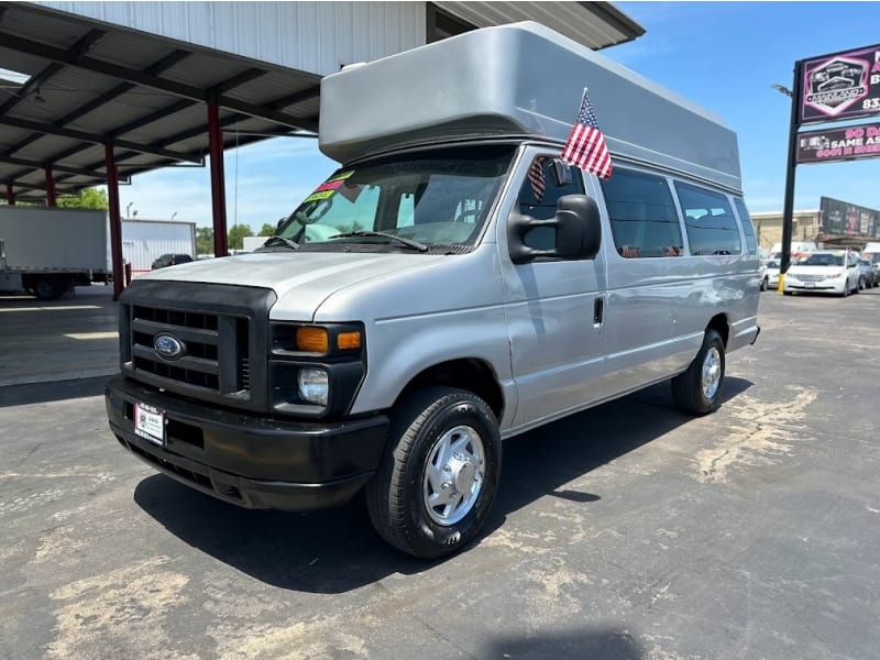 Ford Econoline Cargo Van 2008 price $6,995