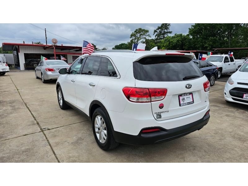 Kia Sorento 2016 price CALL FOR PRICE !