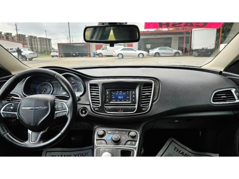 Chrysler 200 2016 price 5500