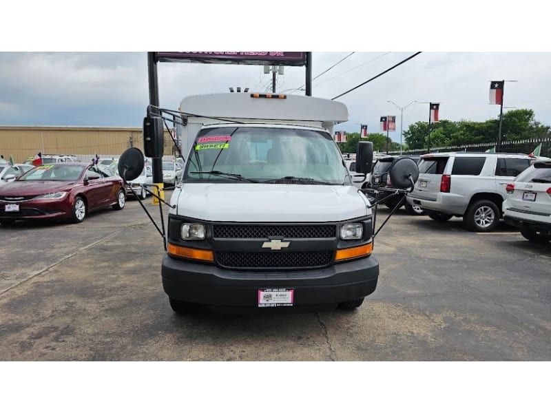 Chevrolet Express Commercial Cutaway 2007 price CALL FOR PRICE !