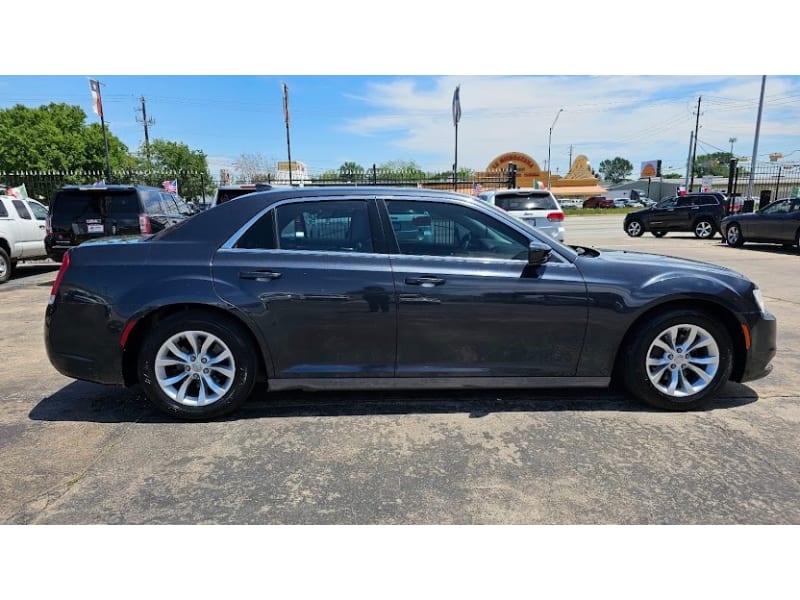 Chrysler 300 2016 price CALL FOR PRICE !